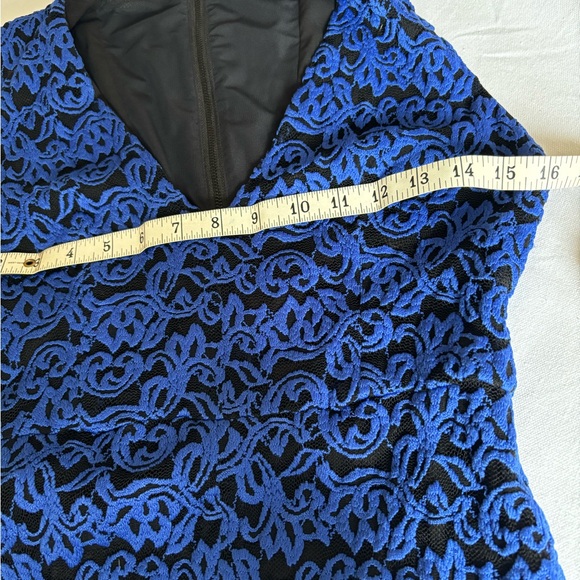 Alice + Olivia Blue Lace Maxi Dress - Picture 12 of 14